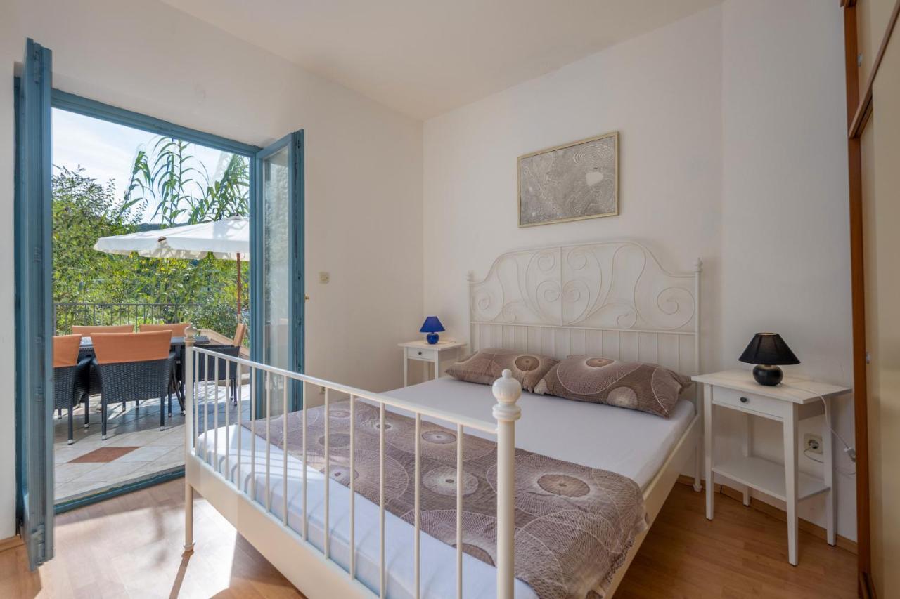 Apartment Sandra Супетарска-Драга Экстерьер фото