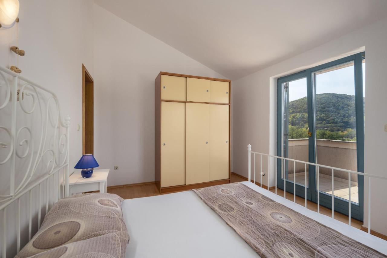 Apartment Sandra Супетарска-Драга Экстерьер фото