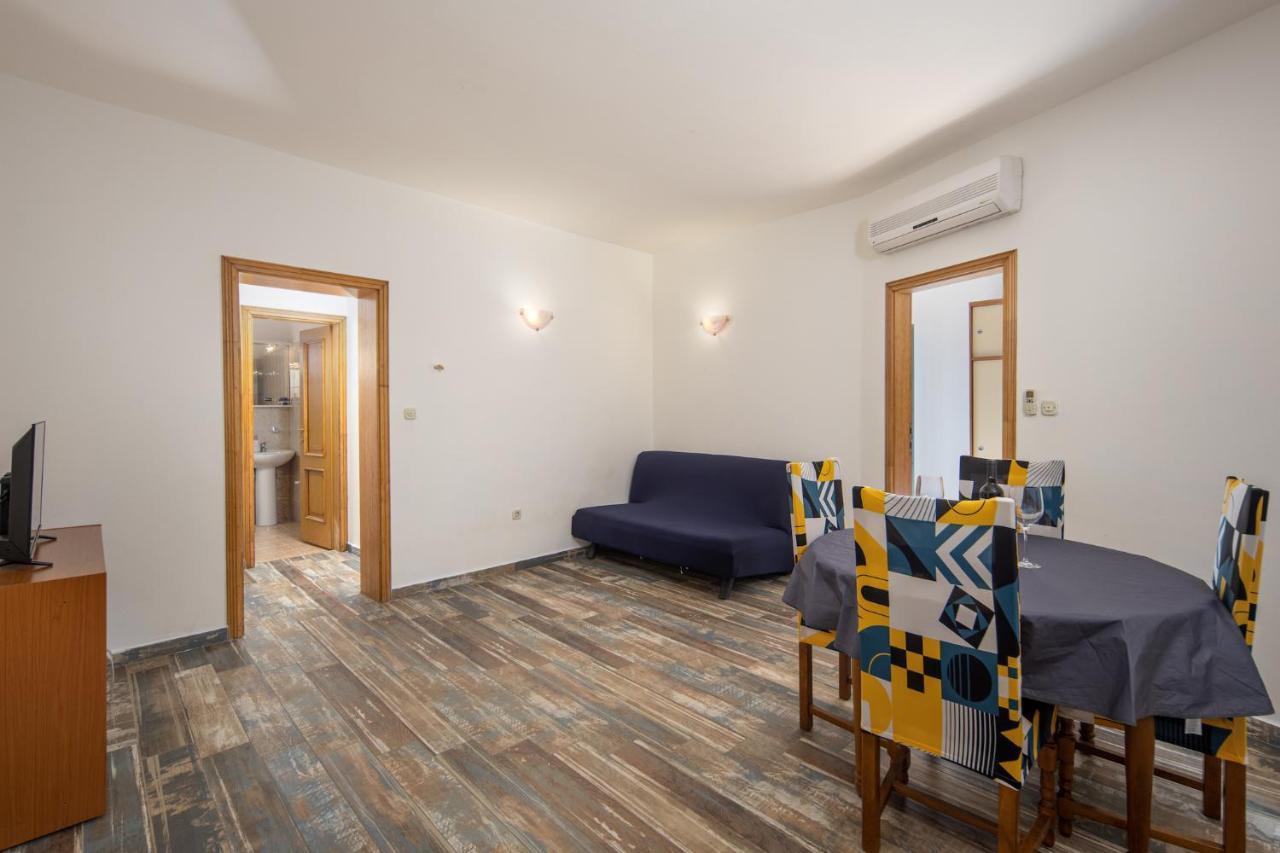 Apartment Sandra Супетарска-Драга Экстерьер фото